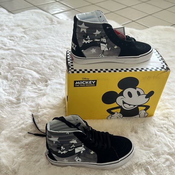 Vans Disney Mickey Mouse Shoes - Picture 3 of 4